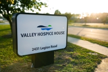 Sign for Valley Hospice House